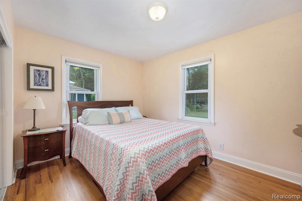 716 Gertrude Road, Waterford, MI 48328 — Photo 17