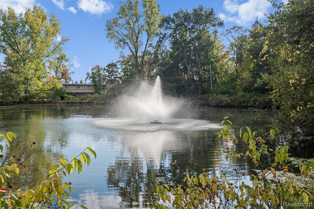 25325 Devon Lane, Franklin, MI 48025 — Photo 42