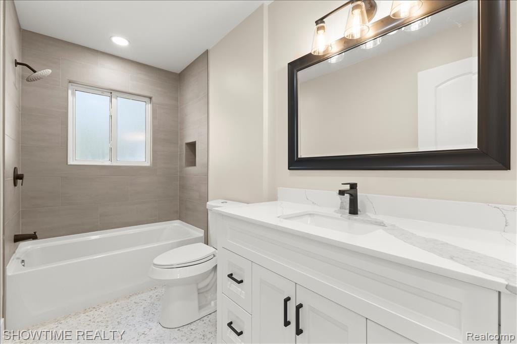 10358 Cloverdale Avenue, Ferndale, MI 48220 — Photo 21