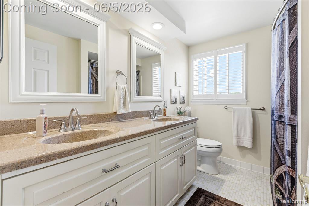 32040 Cambridge Drive, Warren, MI 48093 — Photo 33