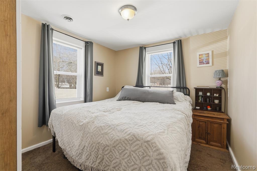2335 Holmes Road, Ypsilanti, MI 48198 — Photo 12