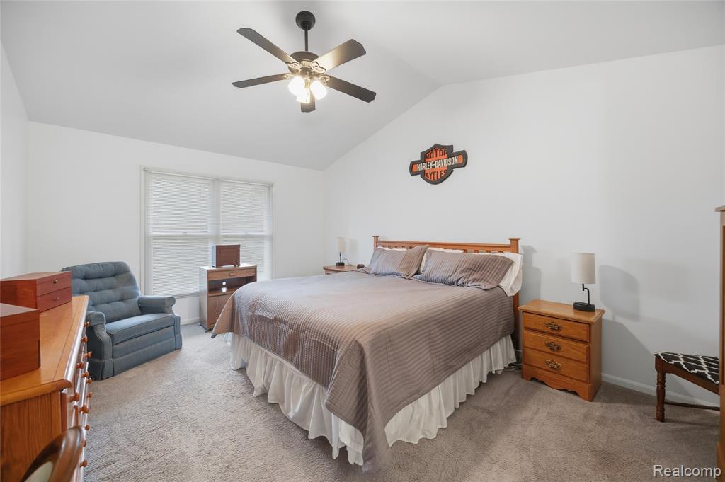 6670 Copper Creek Dr W, Washington, MI — Photo 24