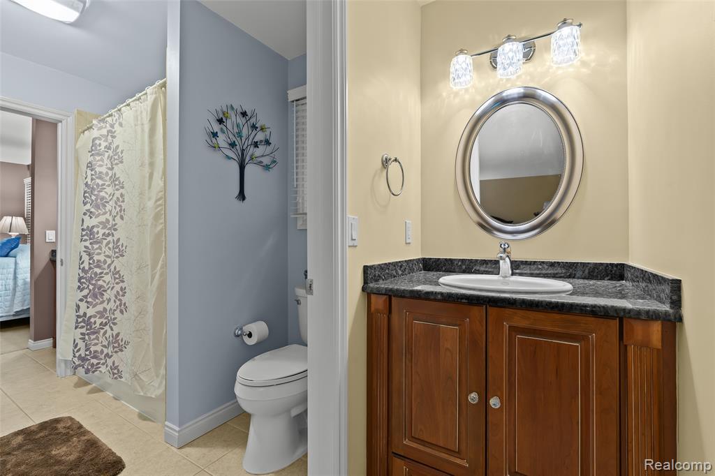 9030 Hidden Court W, South Lyon, MI 48178 — Photo 34