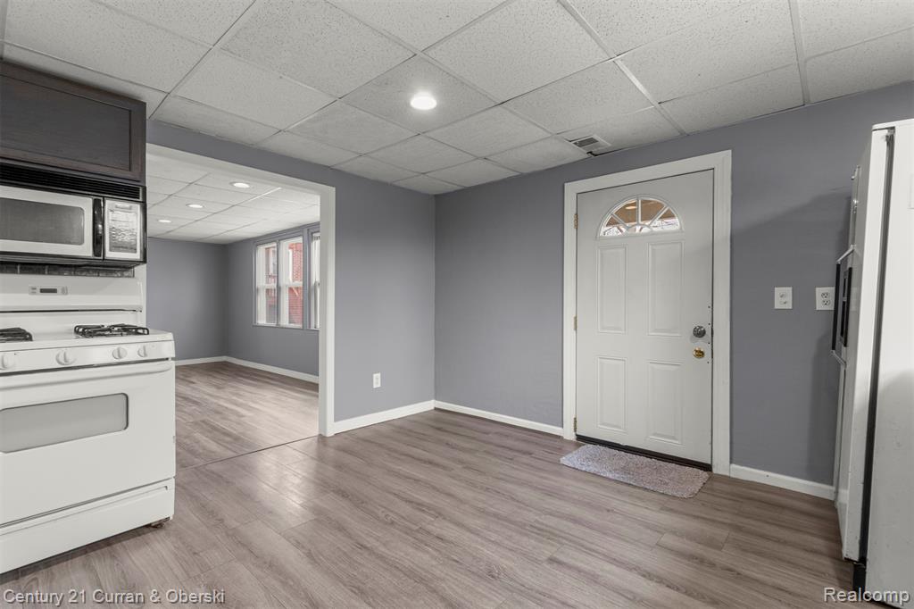24915 Saint Paul Boulevard, Harrison Township, MI — Photo 7