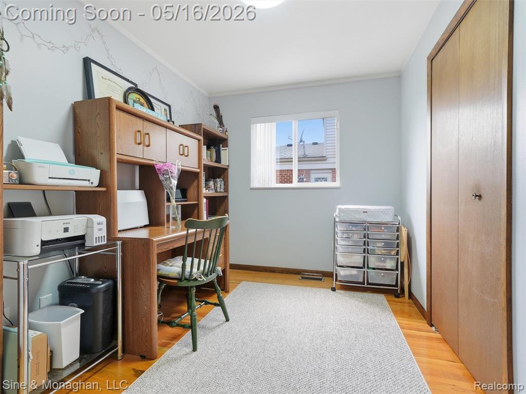 23701 Lakewood Street, Saint Clair Shores, MI 48082 — Photo 12