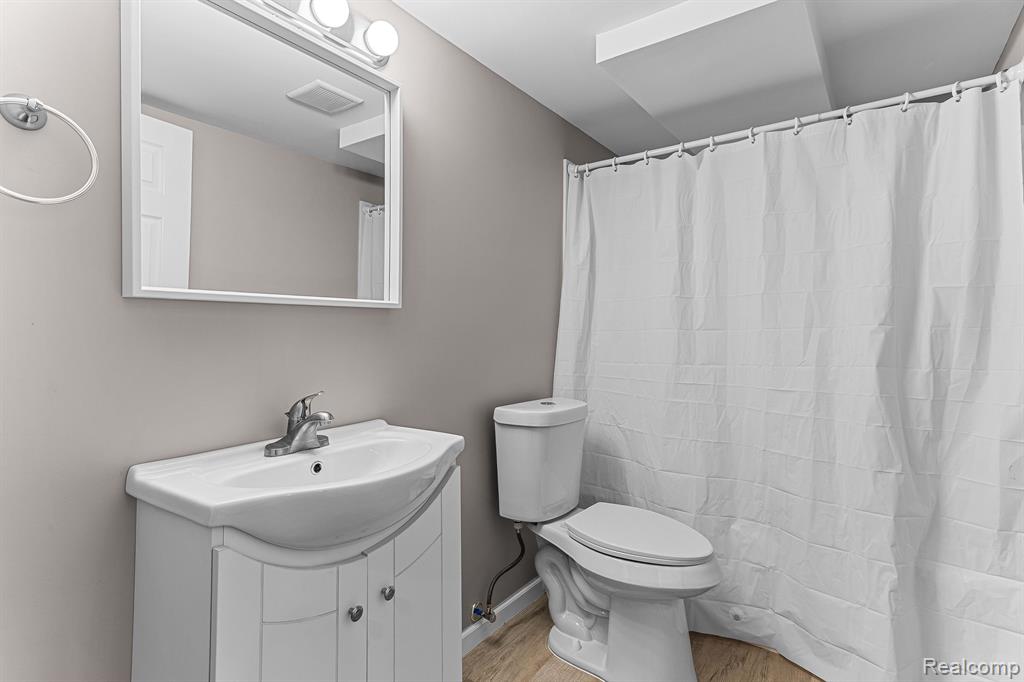 451 DARWIN Street, Westland, MI 48186 — Photo 41
