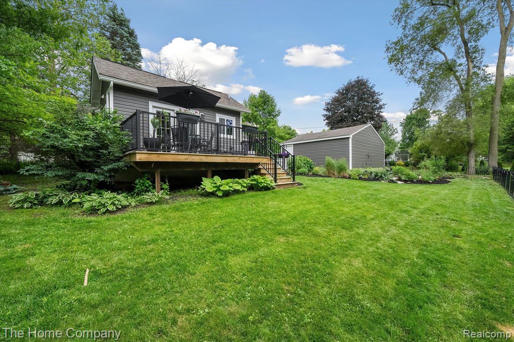764 Dunreath Street, Wolverine Lake, MI 48390 — Photo 31