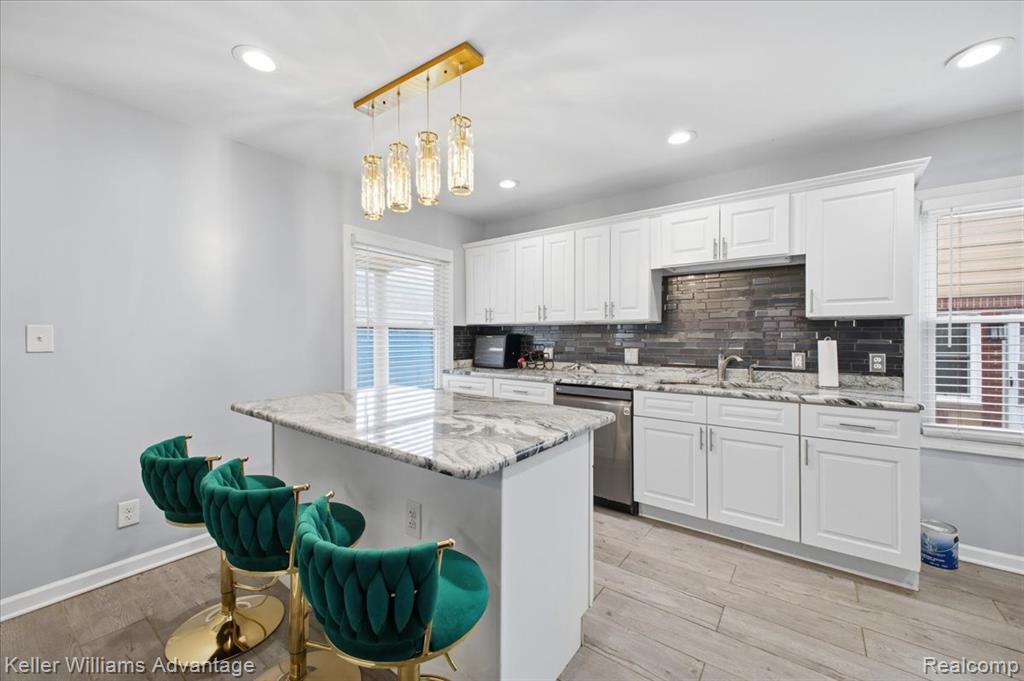 2145 Vernier Road, Grosse Pointe Woods, MI 48236 — Photo 13