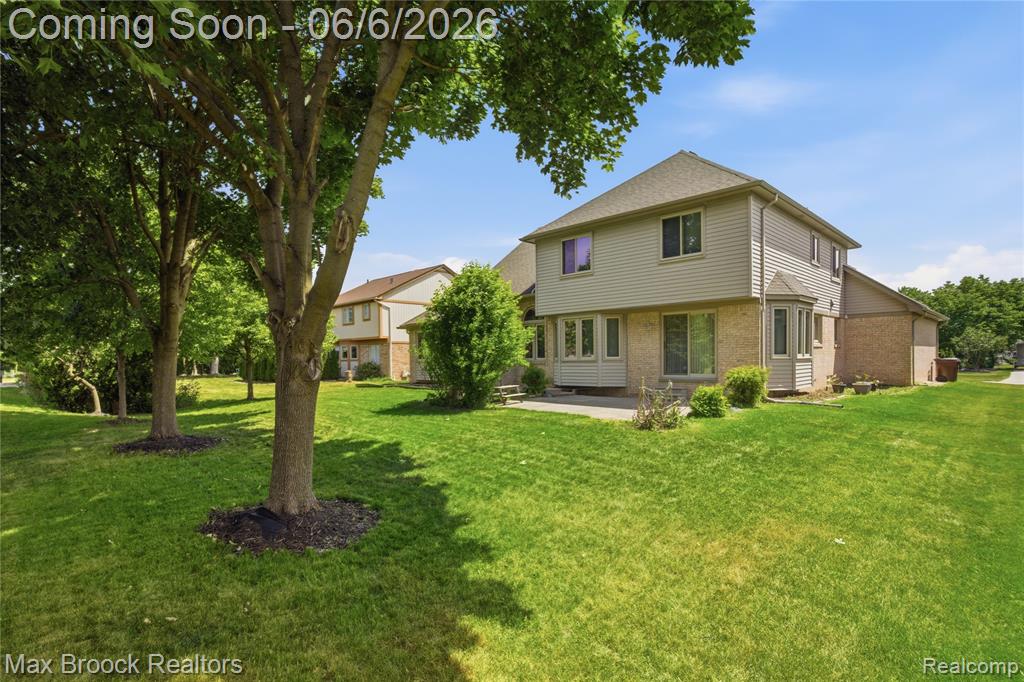46547 Glen Eagle Drive, Utica, MI 48315 — Photo 54