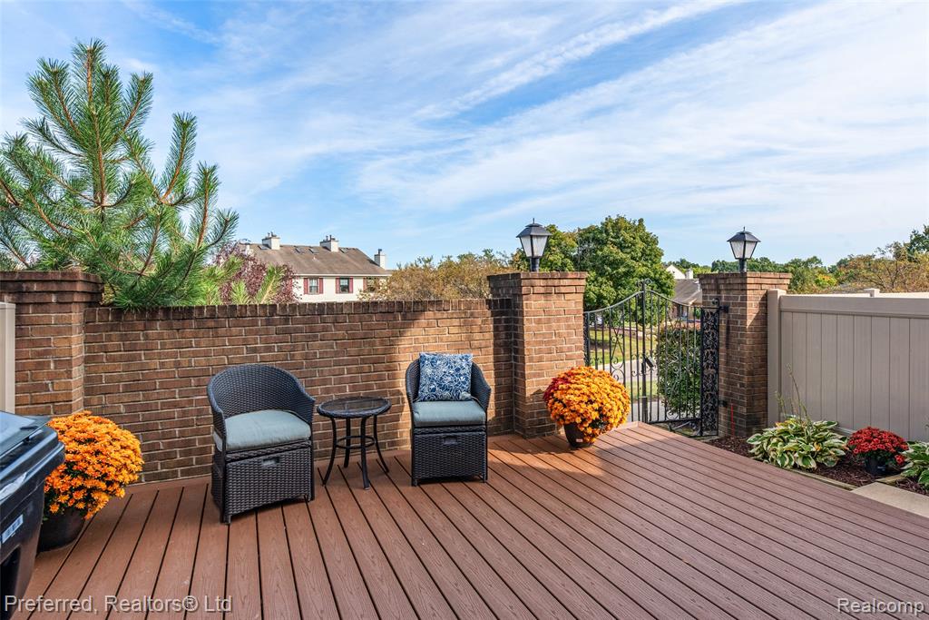 30998 W Country W, 187, Farmington Hills, MI 48331 — Photo 5
