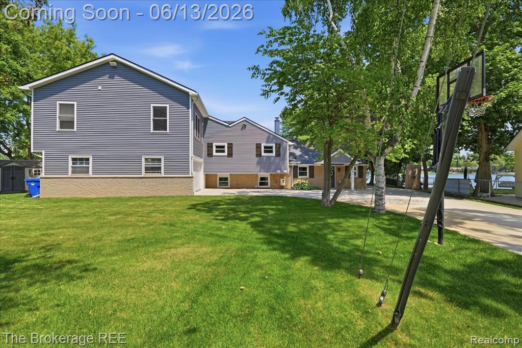 261 Reymont Road N, Waterford, MI 48327 — Photo 4