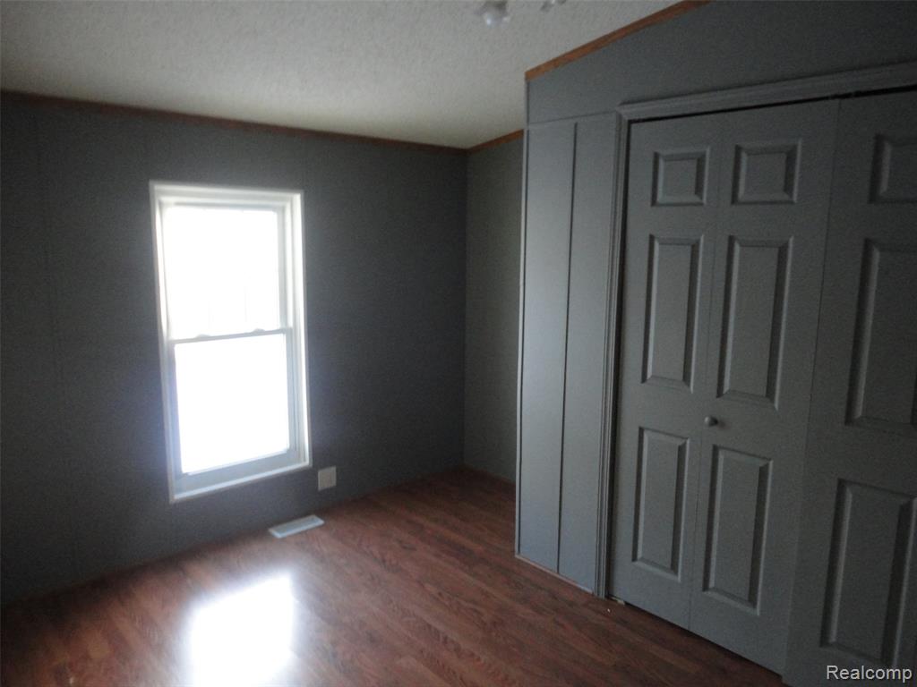 450 Glencoe, Temperance, MI 48182 — Photo 15