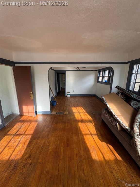 8088 WISCONSIN Street, Detroit, MI 48204 — Photo 11