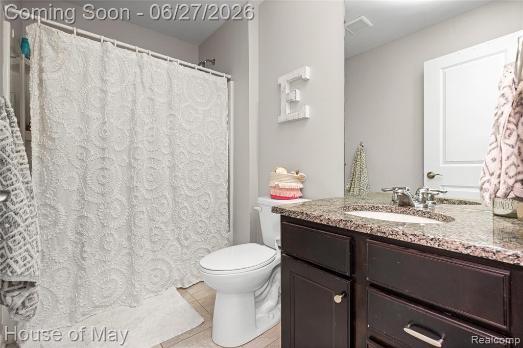 5830 Waycroft Court, Commerce Twp, MI 48382 — Photo 40
