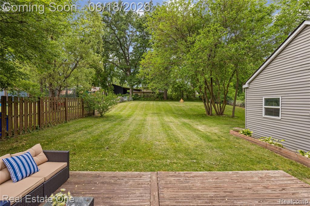 2275 Richwood Road, Auburn Hills, MI 48326 — Photo 42