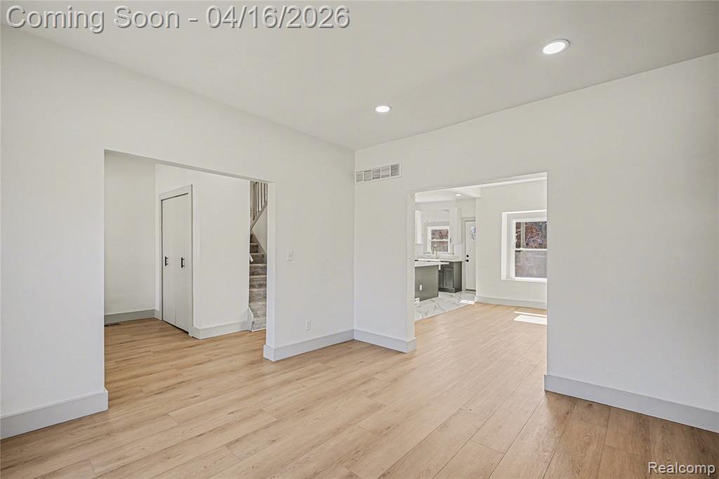 3493 Baldwin Street, Detroit, MI 48214 — Photo 11