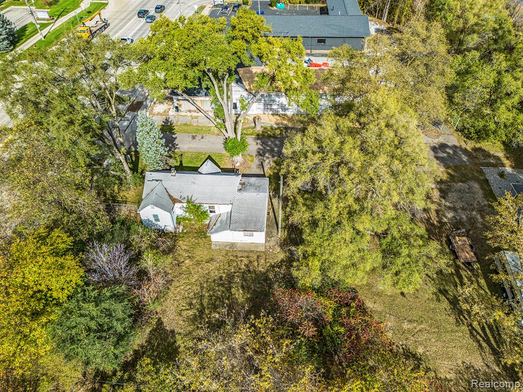 8050 Ortonville Road, Clarkston, MI 48348 — Photo 25