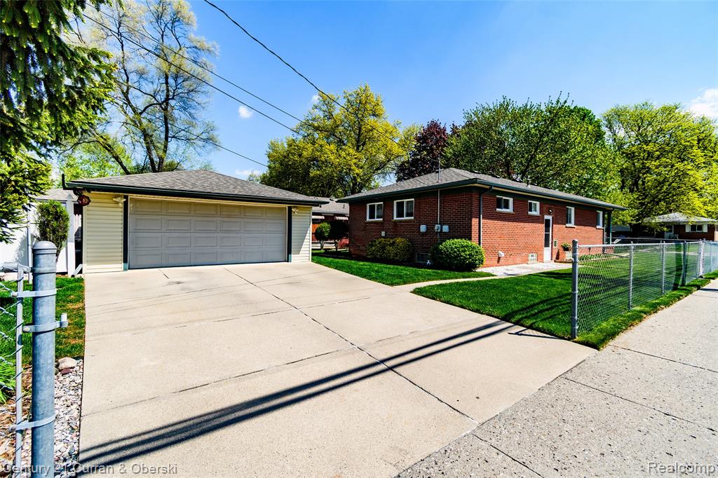 4218 Pardee Avenue, Dearborn Heights, MI 48125 — Photo 42