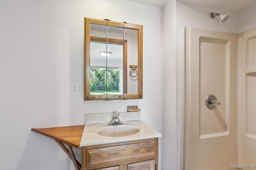 21832 Fenster Street, Sumpter, MI 48111 — Photo 28
