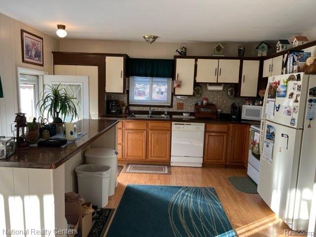 6157 DEERING Street, Garden City, MI — Photo 4