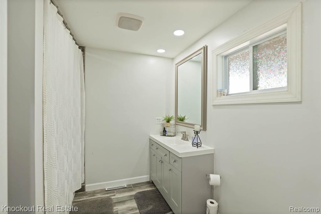 8900 BRAY Road, Vassar, MI 48768 — Photo 30
