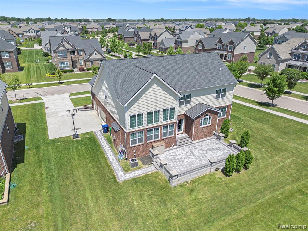 51021 Laurel Park, Canton, MI 48188 — Photo 41