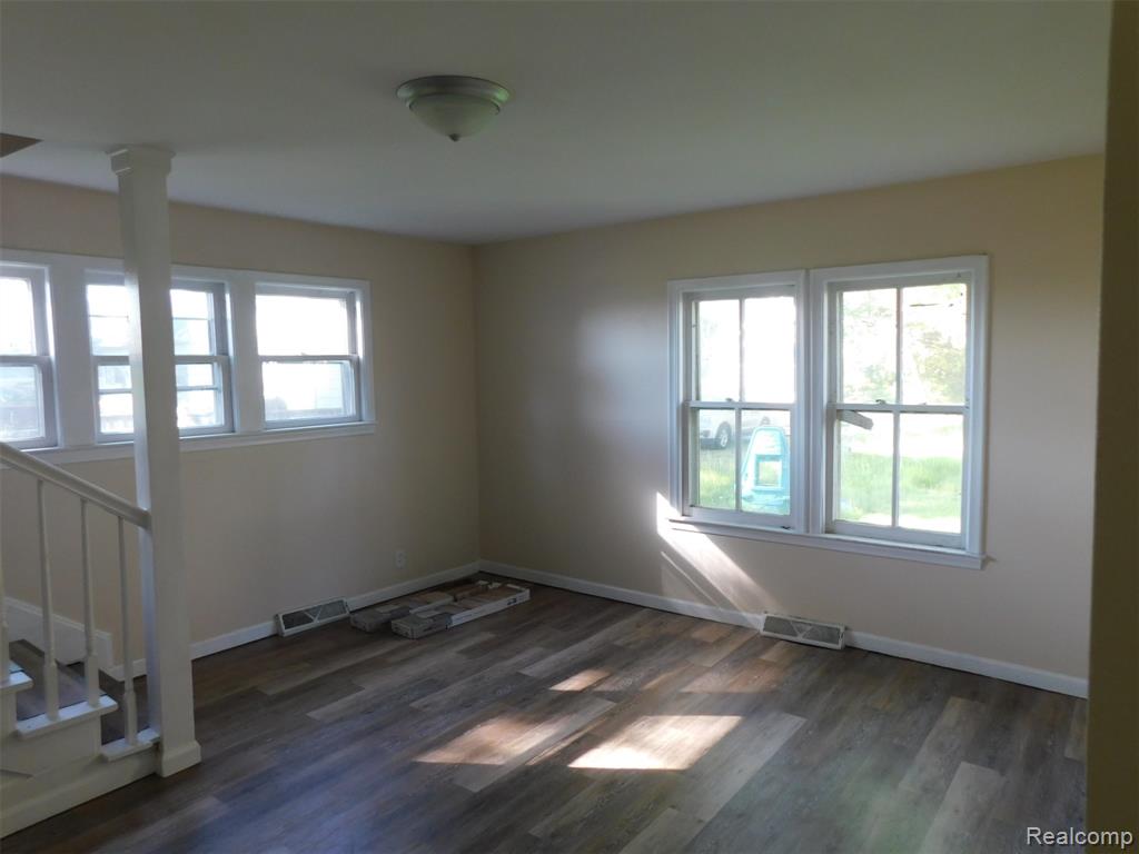 710 Washington Street, Algonac, MI 48001 — Photo 5
