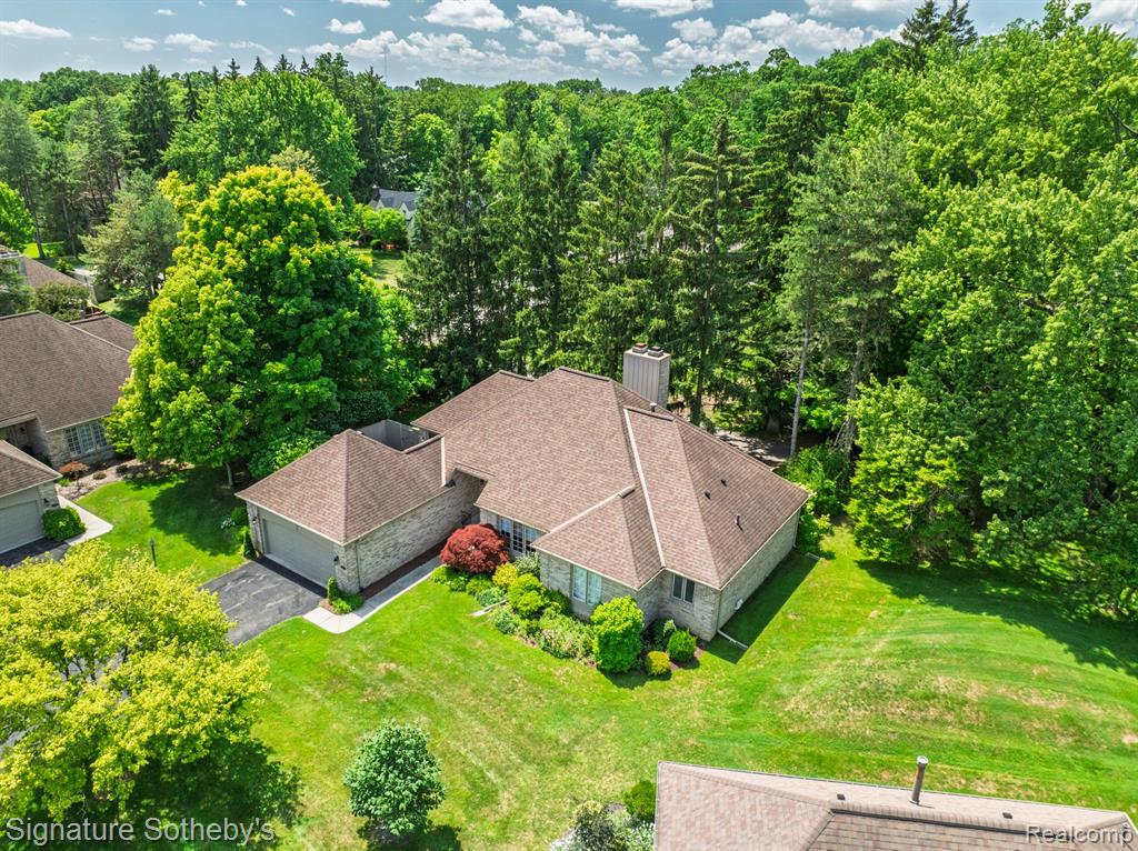 32326 Spruce Lane, Beverly Hills, MI 48025 — Photo 33