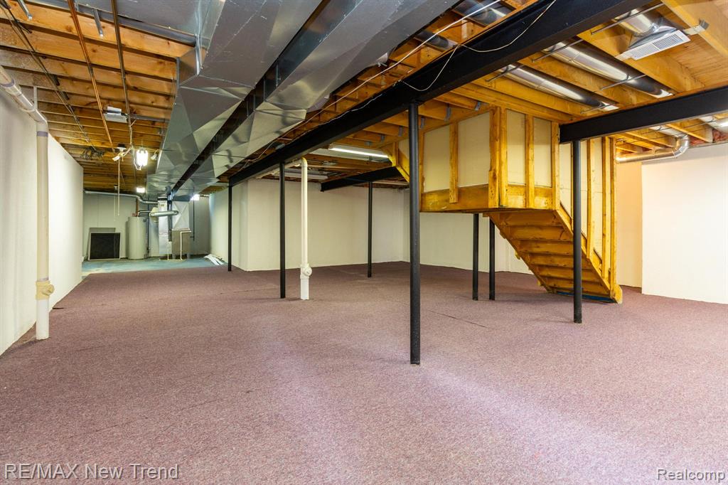 25935 Junction, Novi, MI — Photo 38