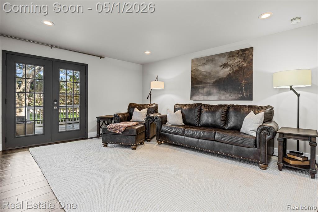 42374 Willow Tree Lane E, Clinton Twp, MI 48038 — Photo 12