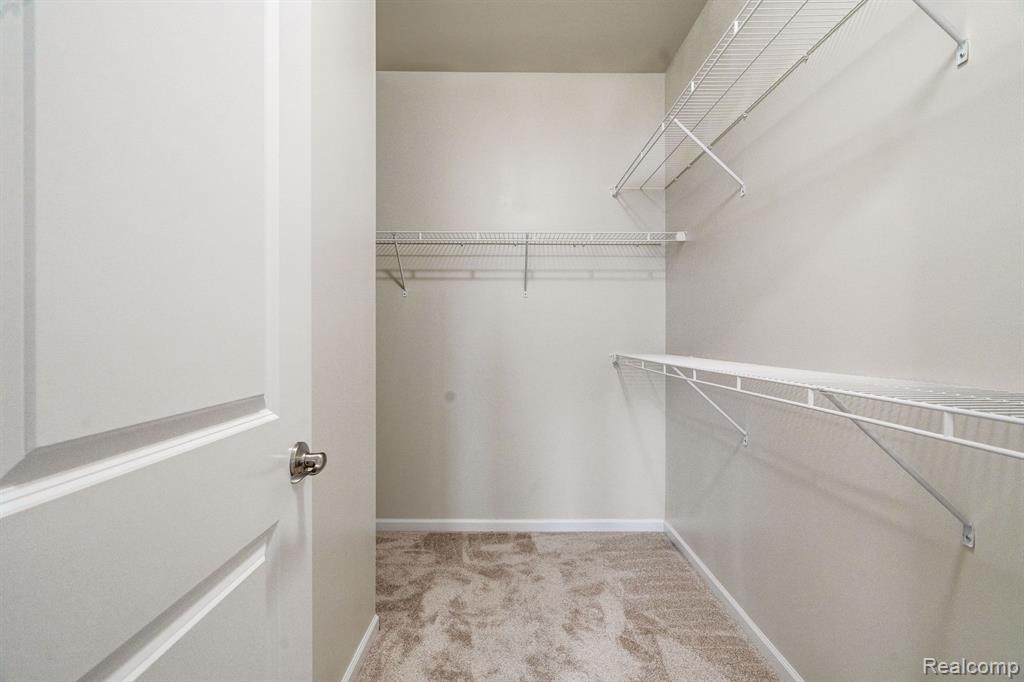 2247 PALMETTO, Commerce Twp, MI 48382 — Photo 19