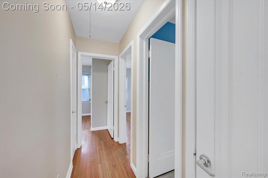 134 Glanworth Street, Lake Orion, MI 48362 — Photo 11