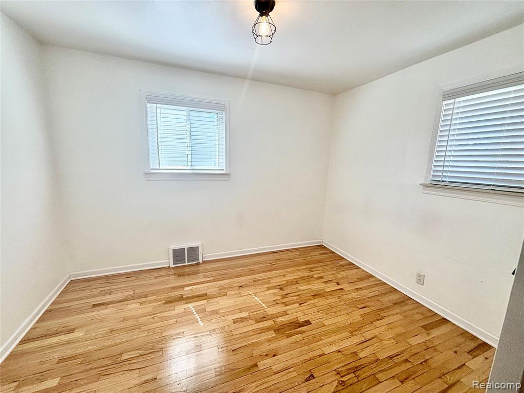 4212 Brouseville Avenue, Lincoln Park, MI 48146 — Photo 11