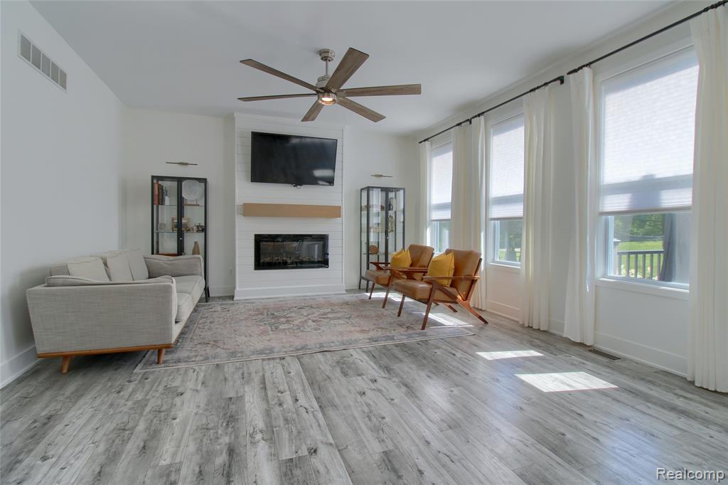 30932 Asbury Hill Drive, New Hudson, MI 48165 — Photo 8