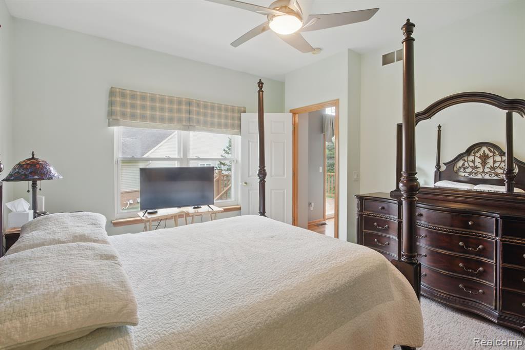 5496 GREENWAY Drive, 48, Trenton, MI 48183 — Photo 19