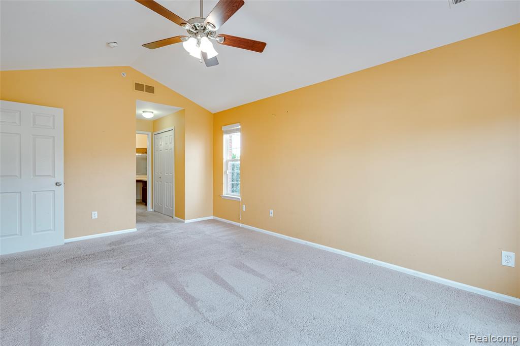 31204 Alexa Drive, Commerce Twp, MI 48390 — Photo 22