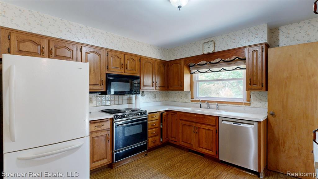2750 College Road, Holt, MI 48842 — Photo 22