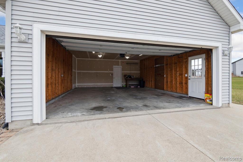 4332 LAKE PLEASANT Road, North Branch, MI 48461 — Photo 41