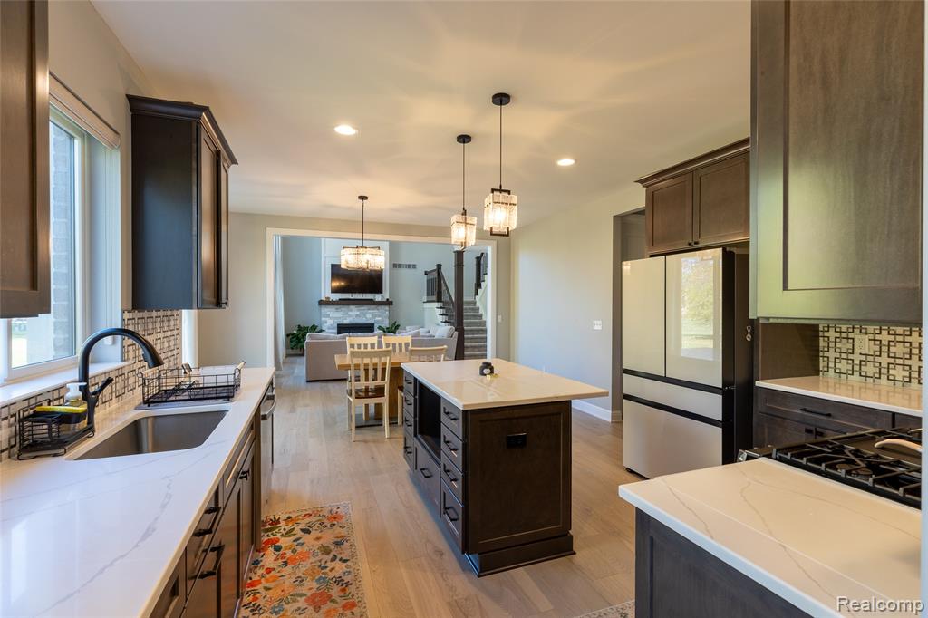 5092 Westminster Avenue, Troy, MI 48085 — Photo 18