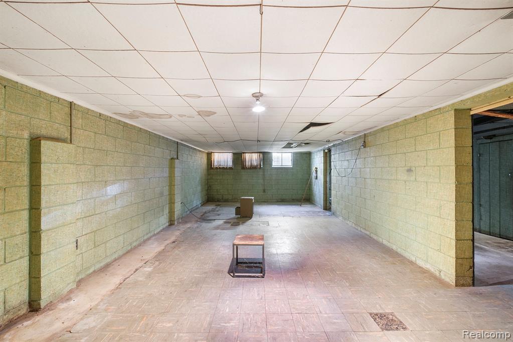 5722 Susan Street, Flint, MI 48505 — Photo 13