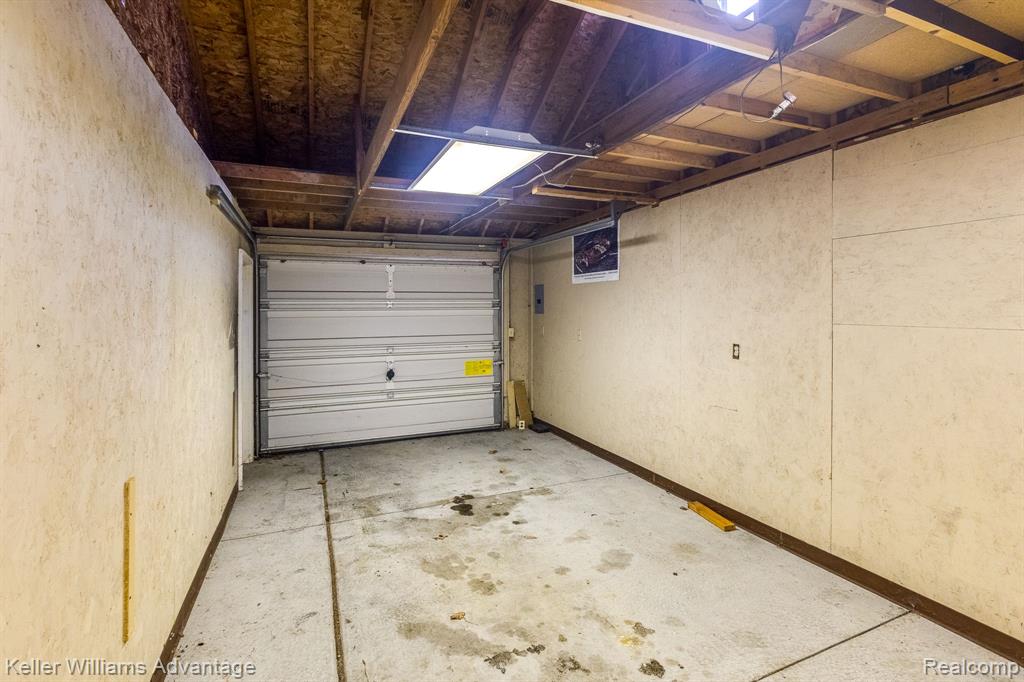 4104 Mayfair Street, Dearborn Heights, MI 48125 — Photo 37