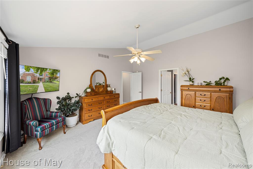 47793 Ten Point Drive, Canton, MI 48187 — Photo 24