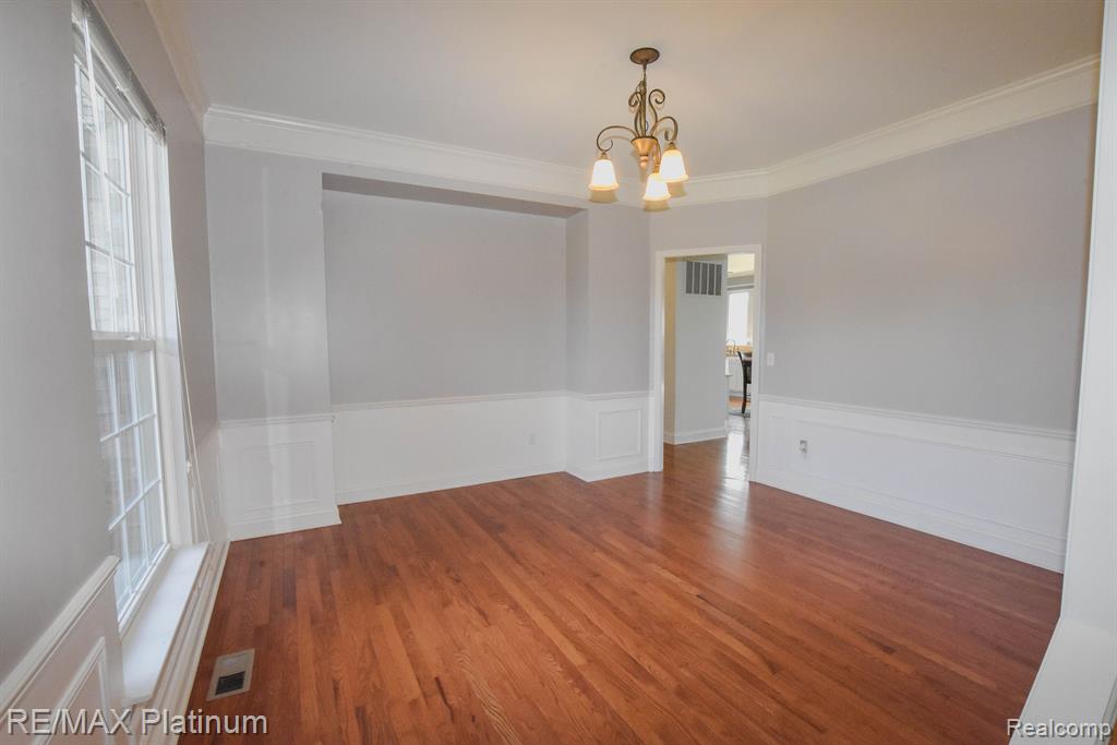 4237 MERRIMAN Loop, Howell, MI 48843 — Photo 19