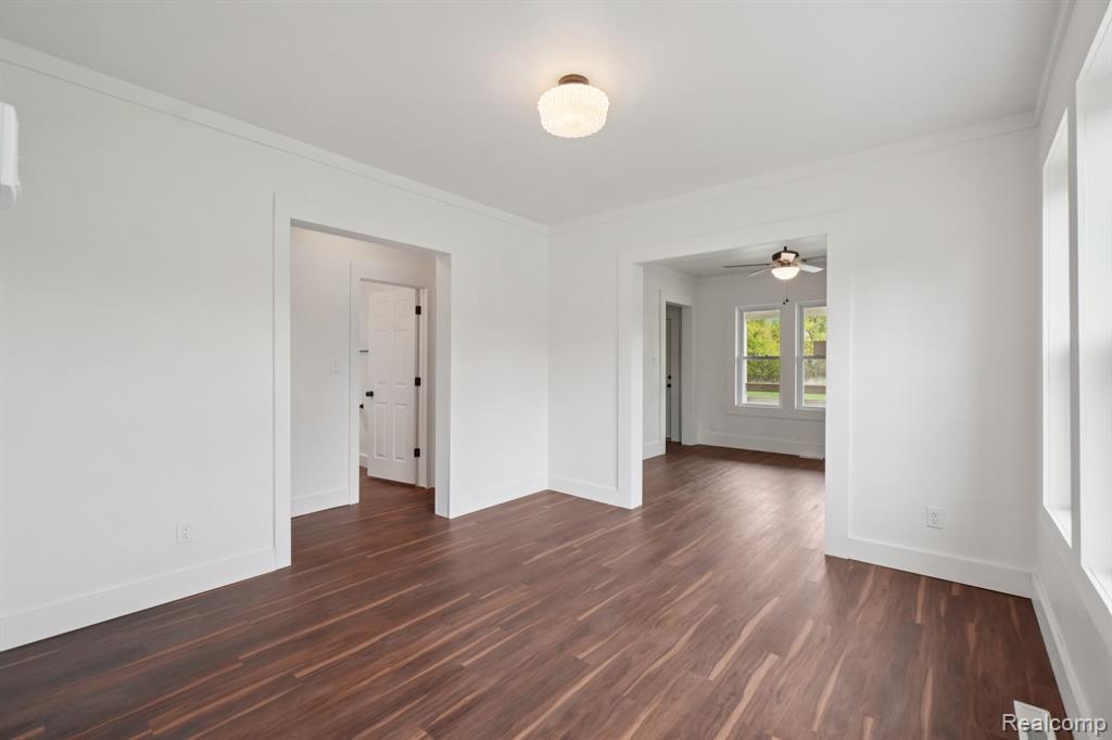 5855 Hurlbut Street, Detroit, MI 48213 — Photo 11