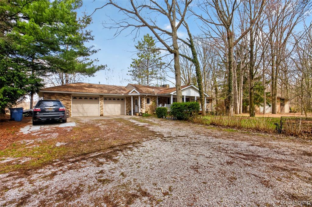 8197 Irish Road, Millington, MI 48746 — Photo 11