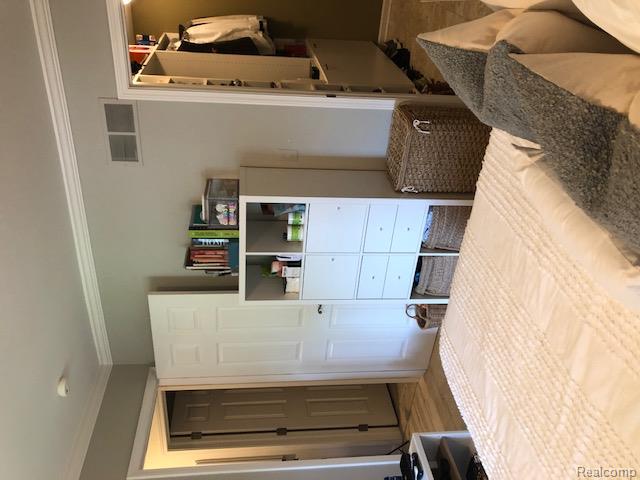 725 Randolph Street - Photo 5