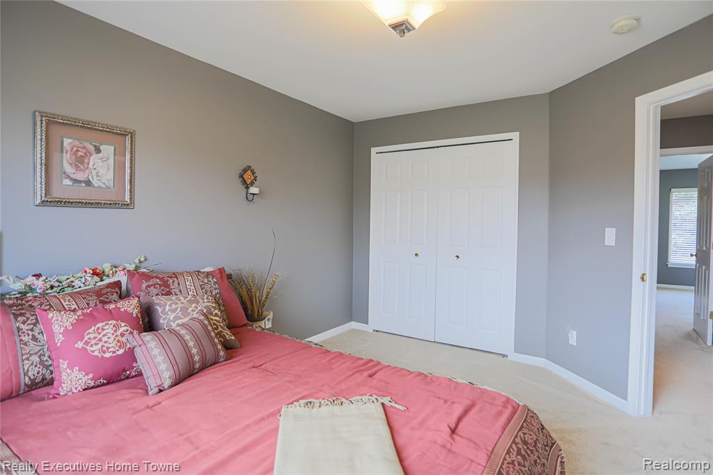 50315 Alden Drive, Macomb, MI 48044 — Photo 33