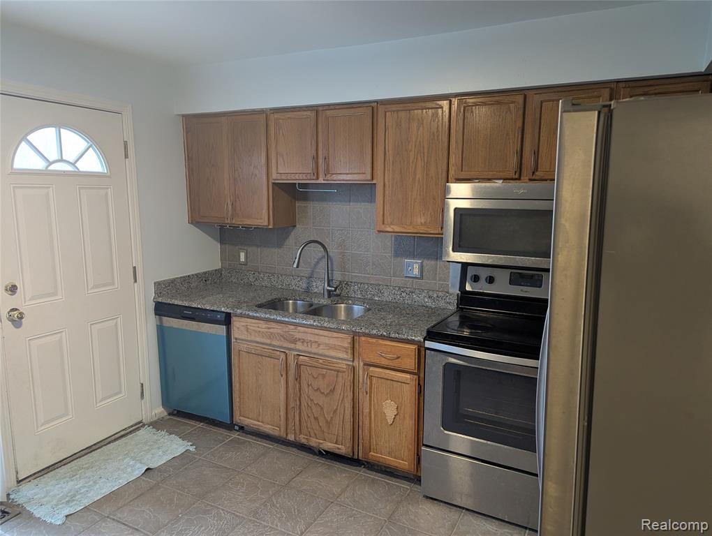 719 McDougall Street, Detroit, MI 48207 — Photo 5