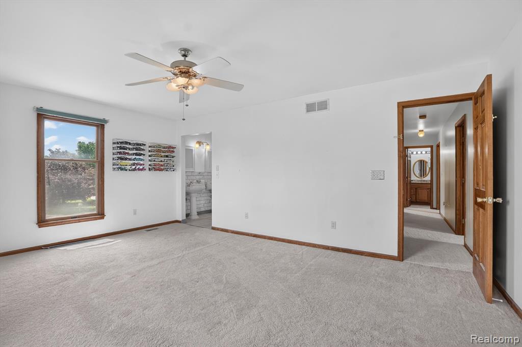 6888 Slawski Drive, Fowlerville, MI 48836 — Photo 22