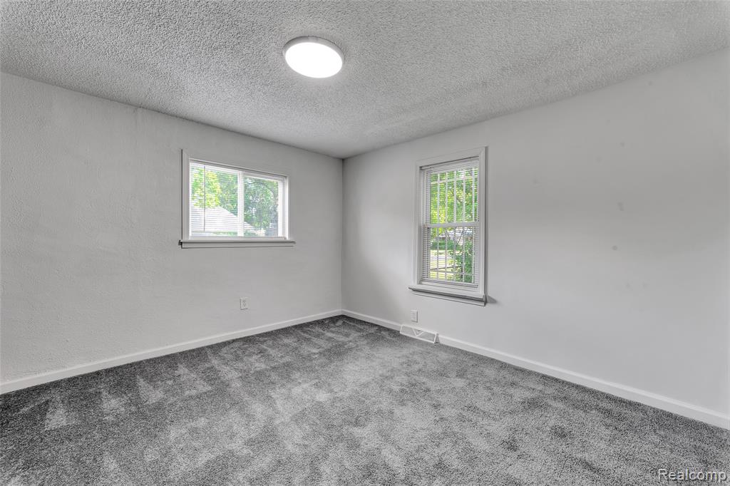 20885 Westview Avenue, Ferndale, MI 48220 — Photo 15